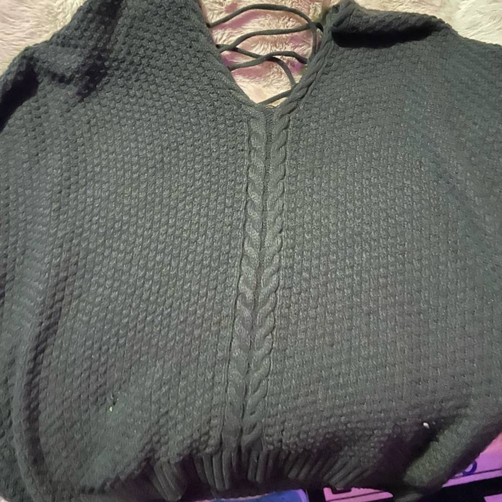 Cozy brand knit sweater , army green